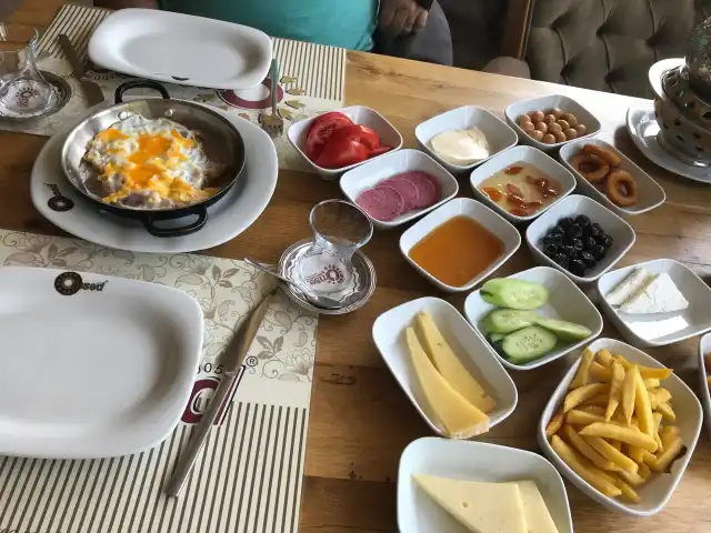 Omsed Unlu Mamüller Cafe ve Restaurant'nin yemek ve ambiyans fotoğrafları 8