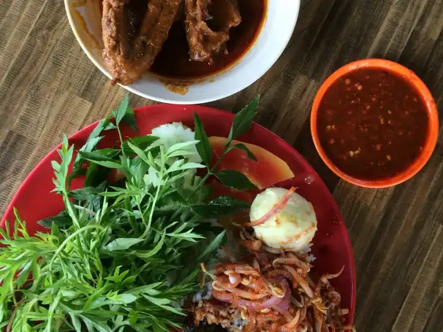 Kedai Makan Kari Itik dan Kari Ayam Kampung Food Photo 9