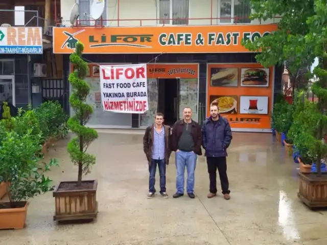 Lifor Cafe & Fast Food'nin yemek ve ambiyans fotoğrafları 11