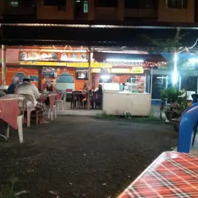 kedai Makan Hamster Terbaik