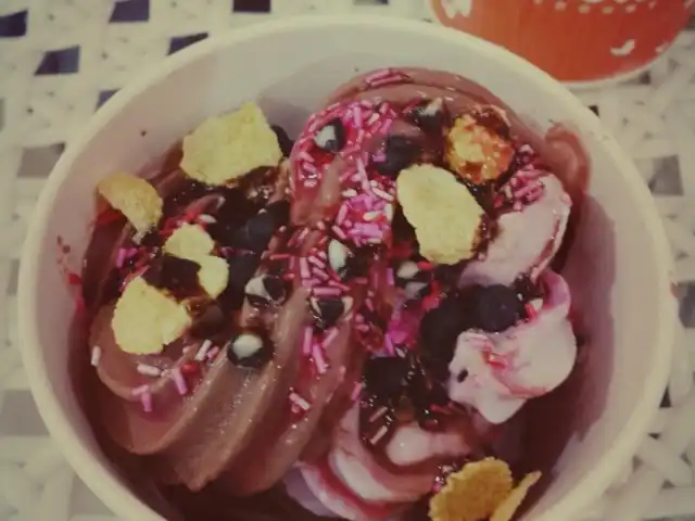 Tutti Frutti Frozen Yogurt Food Photo 15