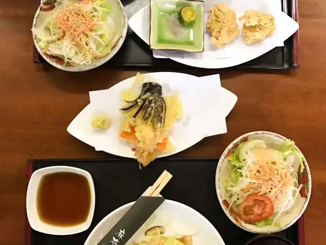 Azabu Sushi & Teppanyaki Food Photo 13
