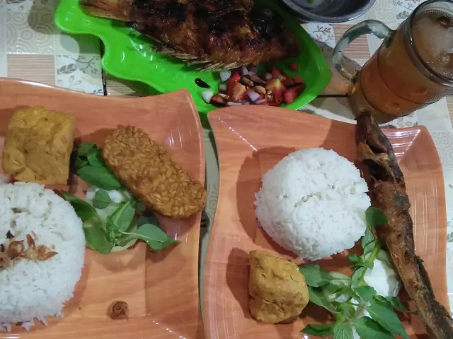 Gambar Makanan Ayam Bakar Masmo 3