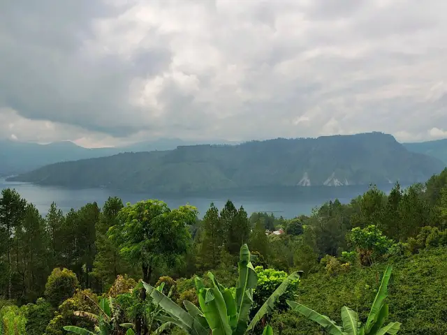 Gambar Makanan Parhallow Viewpoint and Coffee Shop 4