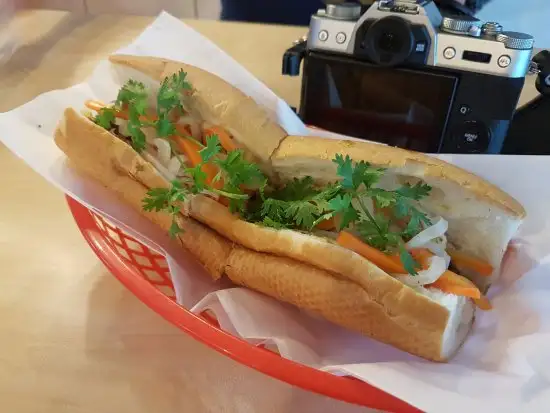 Banh Mi Vietnamese Sandwich Eatery Food Photo 2