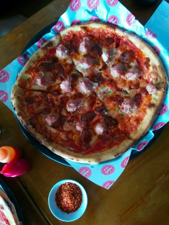 Gambar Makanan Pizza Barboni 5