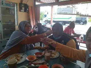 Kedai Makan Pak Pin AMANAH