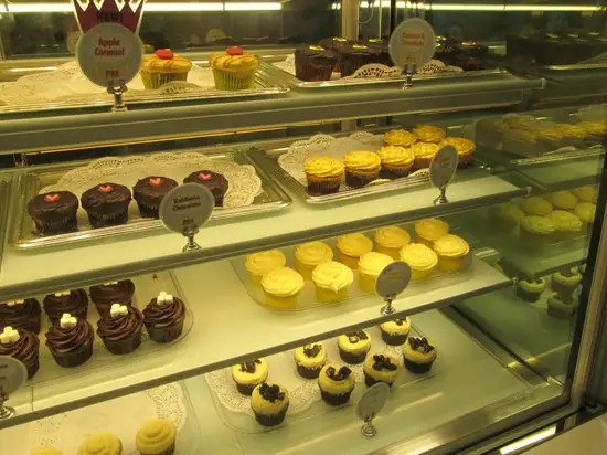 Vanilla Cupcake Bakery Filinvest Food Photo 2