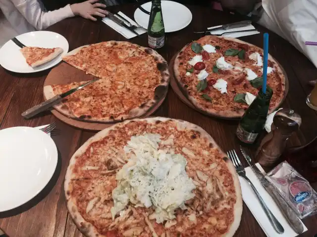 Pizza İl Forno'nin yemek ve ambiyans fotoğrafları 26