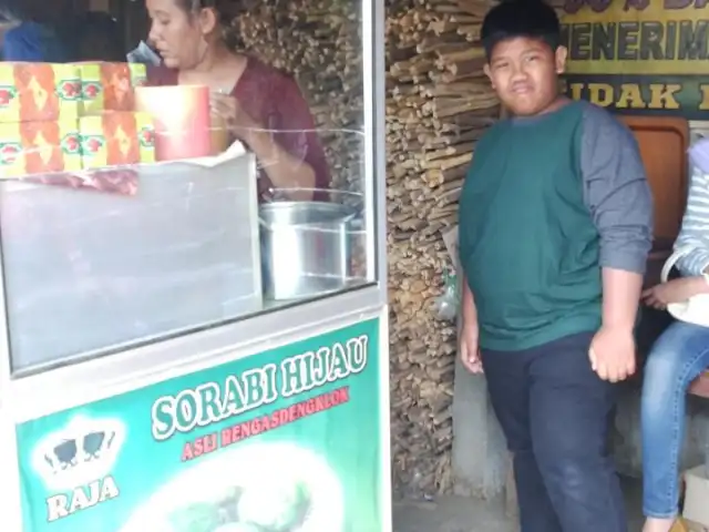 Gambar Makanan Sorabi Hijau Rengasdengklok 2