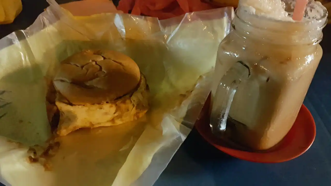 Pak Long Burger