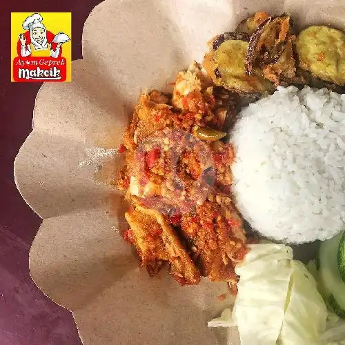 Gambar Makanan Ayam Geprek Makcik, Lamglumpang 2