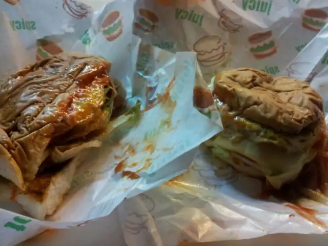 Ijan Burger Station Food Photo 4