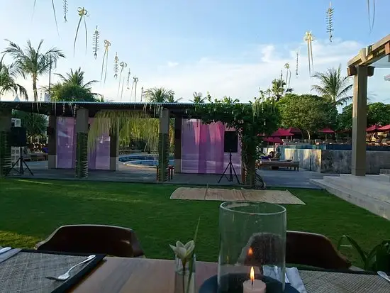 Gambar Makanan Hitana Restaurant 12