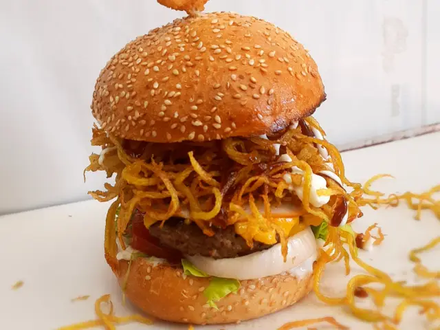 Burger Mania'nin yemek ve ambiyans fotoğrafları 1
