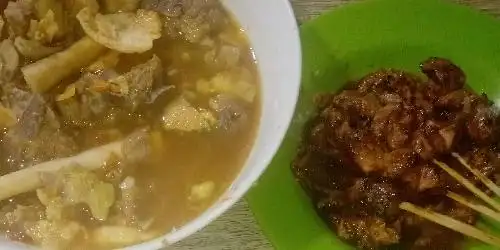 Sate Kambing Ayam Dan Sop Bening Ibu Hj. Nisah, Gambir