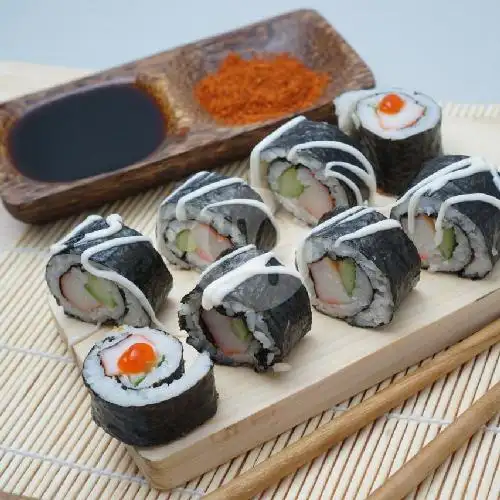 Gambar Makanan Sushi Koi, Cijantung 19