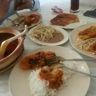 Restoran Pucuk Rebung