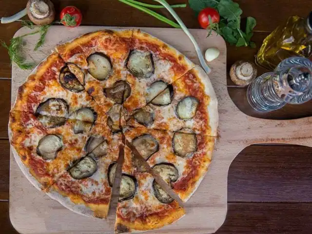 Mios Pizza'nin yemek ve ambiyans fotoğrafları 19