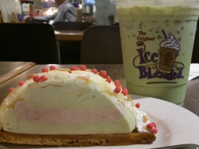 The Coffee Bean & Tea Leaf Food Photo 3