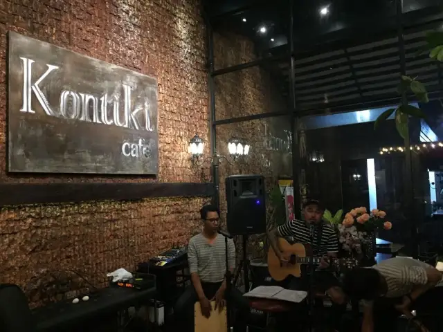 Gambar Makanan Kontiki Cafe 9