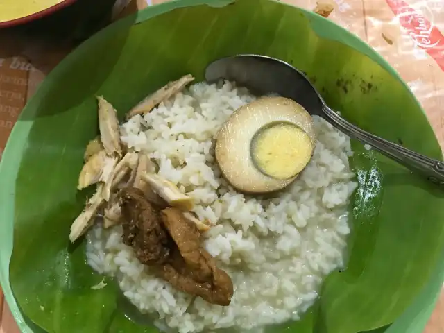 Gambar Makanan Nasi Ayam Bu Pini 4