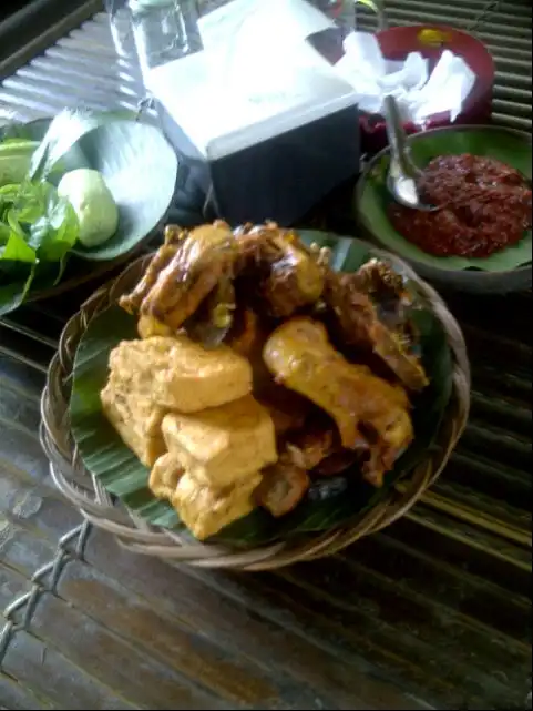 Gambar Makanan Saung Abah Resto, Sukabumi 6