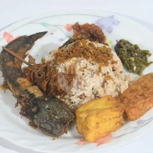 Gambar Makanan Nasi Liwet Ibu Nur 12