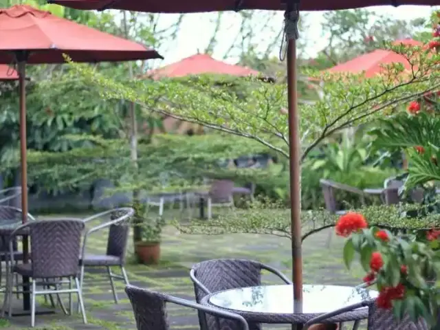 Gambar Makanan The Bamboo Restaurant - Novus Giri Resort and Spa 7