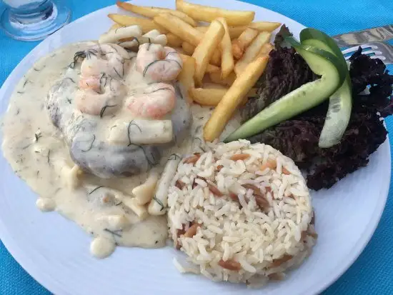 Çeşme Deniz Restoran'nin yemek ve ambiyans fotoğrafları 9