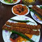 Tahir Usta Durum ve Kebap Salonu'nin yemek ve ambiyans fotoğrafları 2