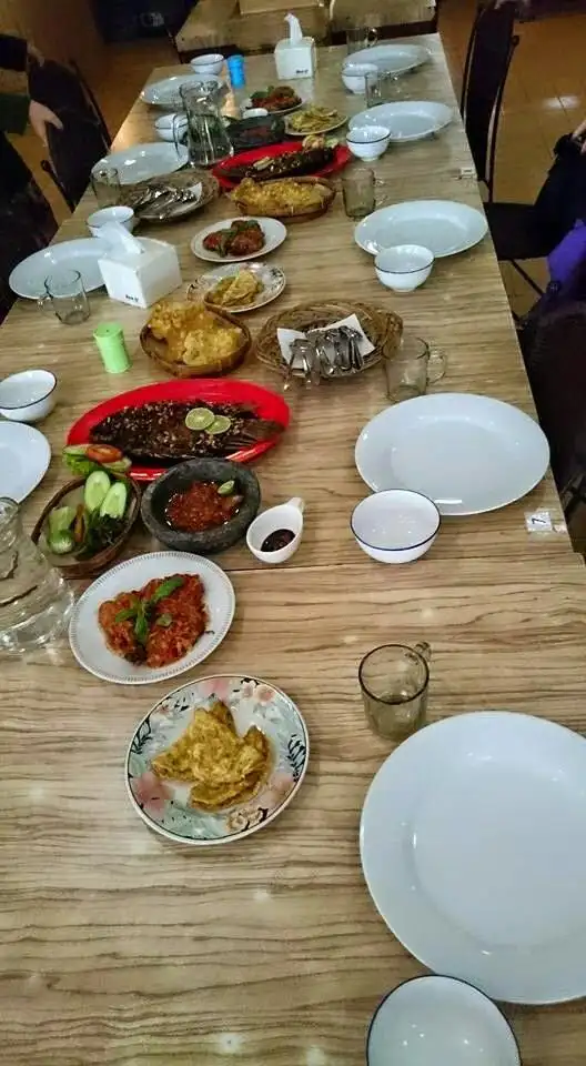 Gambar Makanan Karamba Resto 9