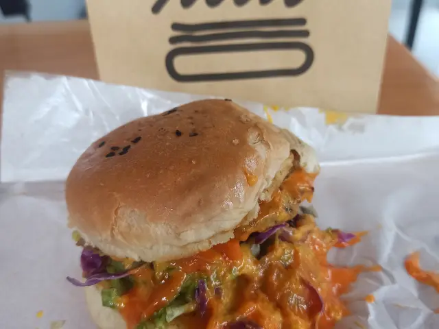 Gambar Makanan Brick Pastrami Burger 7