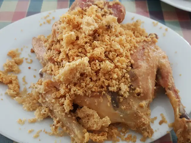 Gambar Makanan Ayam Goreng Suharti 8