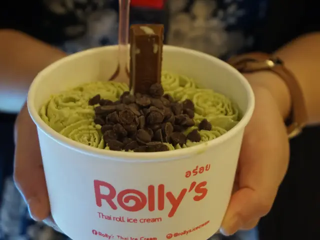 Gambar Makanan Rolly'sThaiIceCream 4