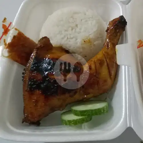 Gambar Makanan Ayam Kremes dan Ayam Bakar Rien, Cilodong 3