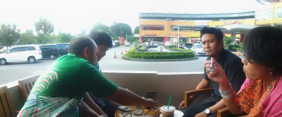 Gambar Makanan Starbucks 12