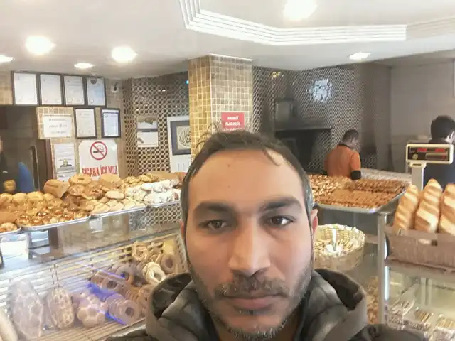 Tüylüoğlu Ekmek & Pasta'nin yemek ve ambiyans fotoğrafları 14