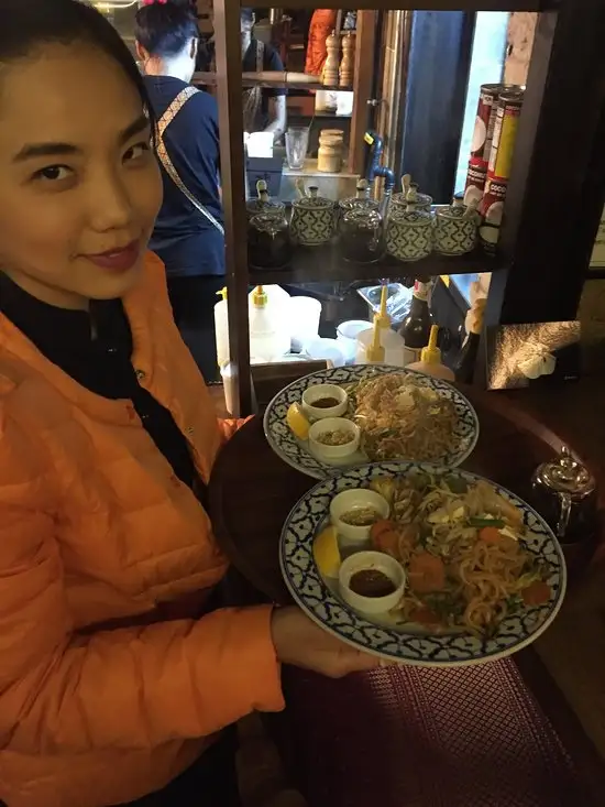 Az Çok Thai'nin yemek ve ambiyans fotoğrafları 33
