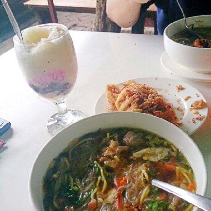 Foto Restoran Soto Mie And Bakso Sarodja Foto Makanan Pilihan Di