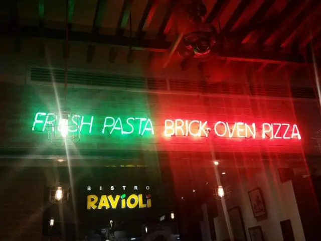 Bistro Ravioli Food Photo 16