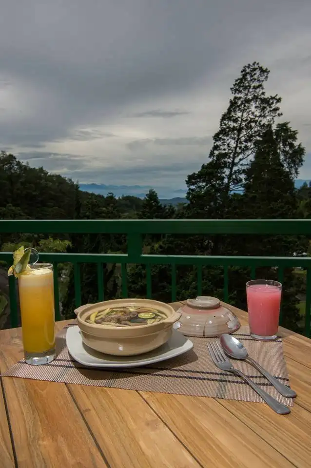 Gambar Makanan Mahoni Garden Resto - Puncak Pass Resort 15