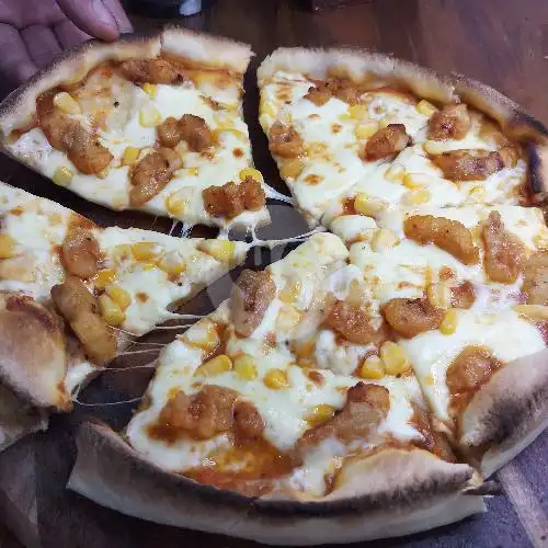 Gambar Makanan Pizza Js, Jelambar 7