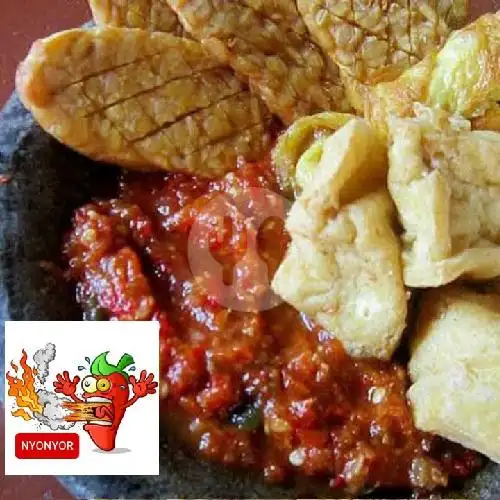 Gambar Makanan Geprek & Lalapan Sambal Nyonyor Bu Afka, Wandira Sakti 4