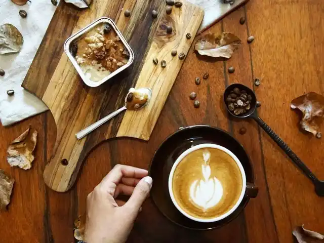 Gambar Makanan Helmen Coffee 7