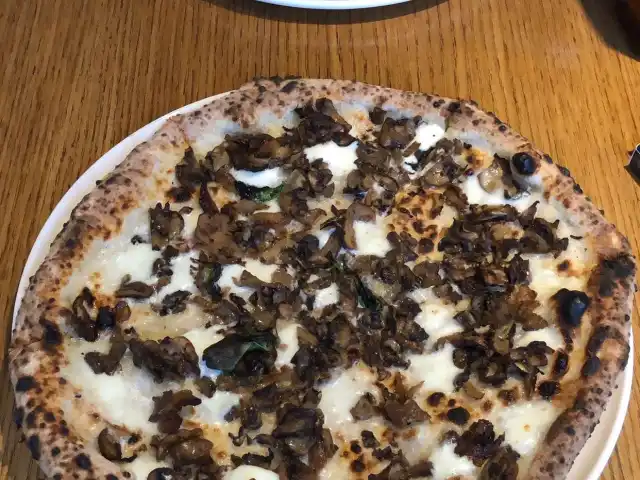 Pizza Napolist'nin yemek ve ambiyans fotoğrafları 22