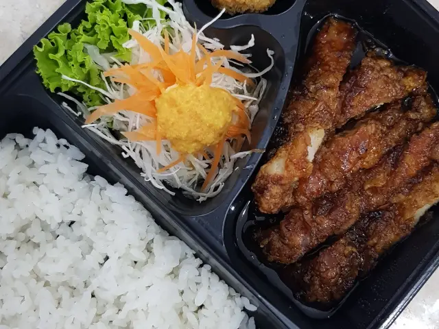 Gambar Makanan Sushi Apa 1