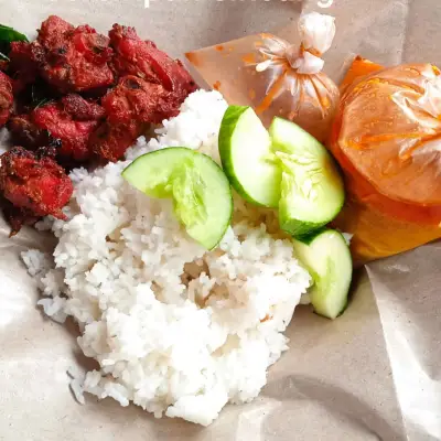 Nasi Ayam Berempah Cincang Mama