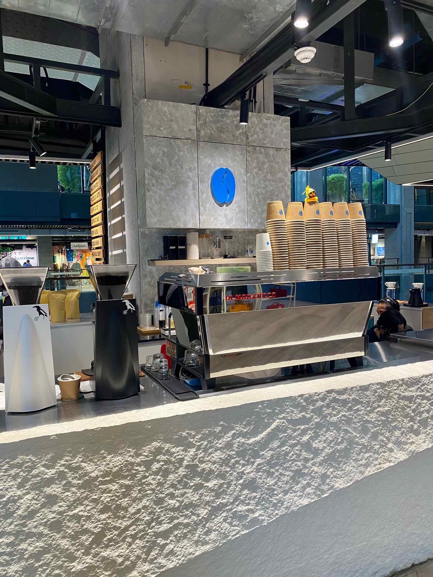 Bleum Coffee terdekat Restoran dan Tempat Makan Kafe terdekat di Jakarta