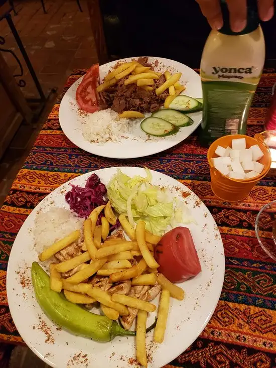 Bezirhan Cafe Türk Ocağı'nin yemek ve ambiyans fotoğrafları 8